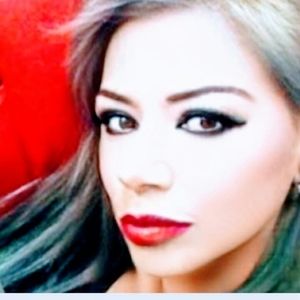 Meet your Posher, Aurora